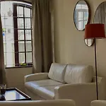 Quarto Proximo A Ufpe